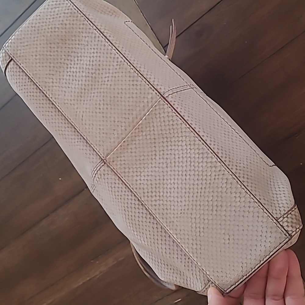 Fossil Tan Faux Snake Skin Shoulder Bag - Picture 5 of 8